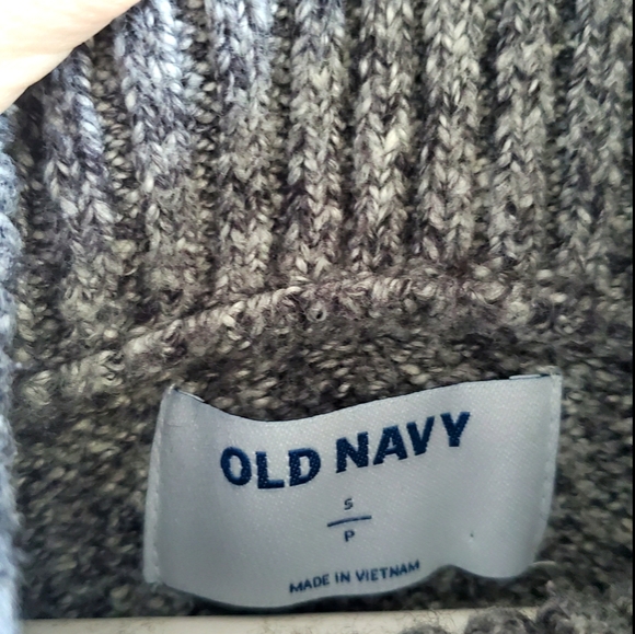 Old navy wide turtle neck sweater - Picture 2 of 5